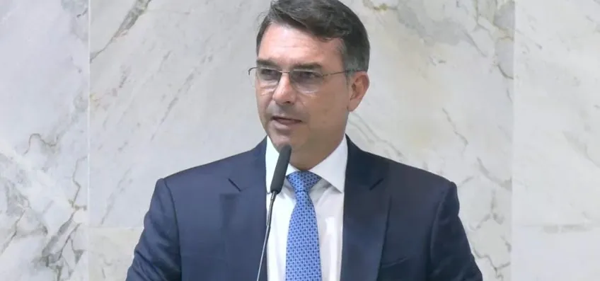 Flávio diz que Brasil voltará a ser “irmão” da Argentina