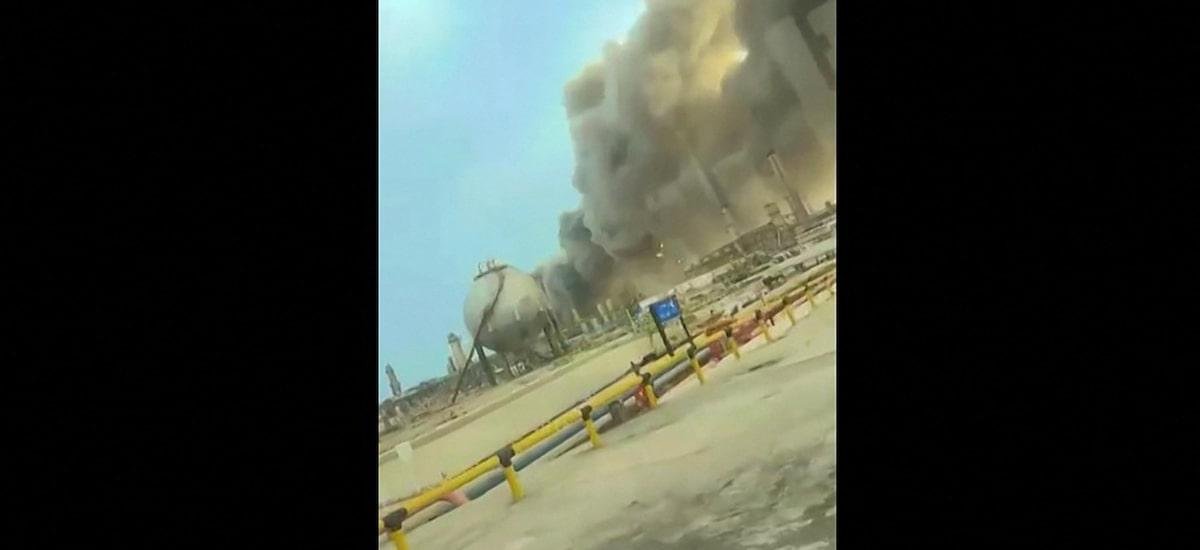 Embaixada dos EUA na Arábia Saudita é atingida por incêndio após ataque de drones