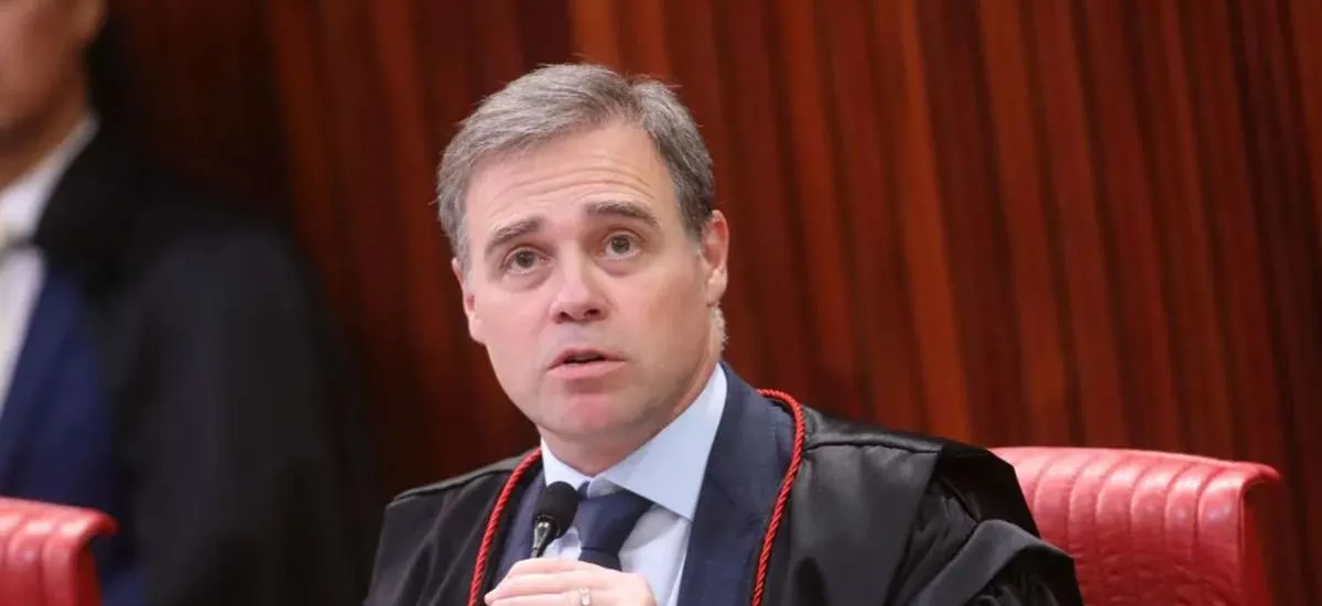 André Mendonça derruba sigilo dos pagamentos de Daniel Vorcaro