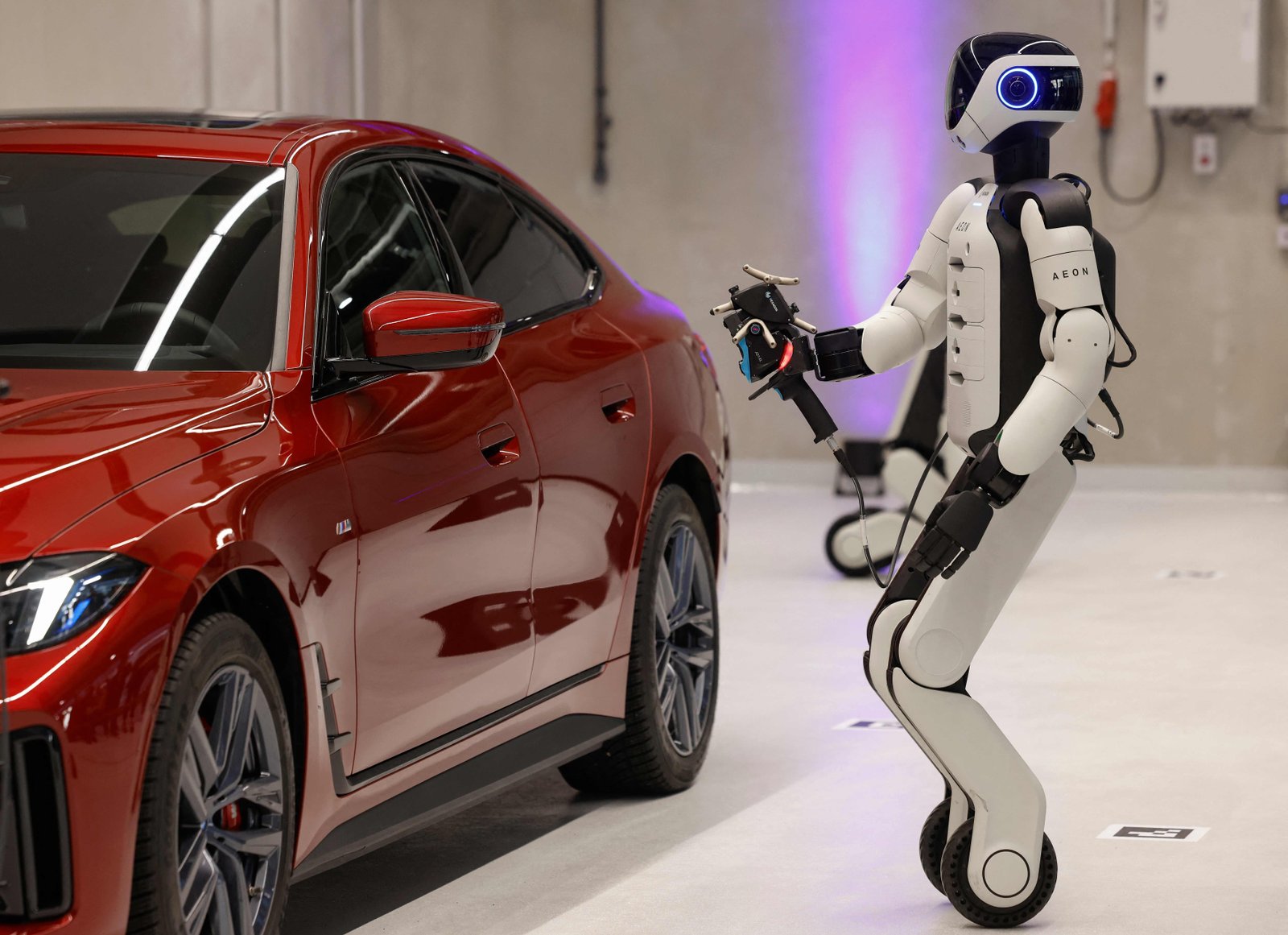 Fabricante de carros alemã testará robôs humanoides em sua fábrica