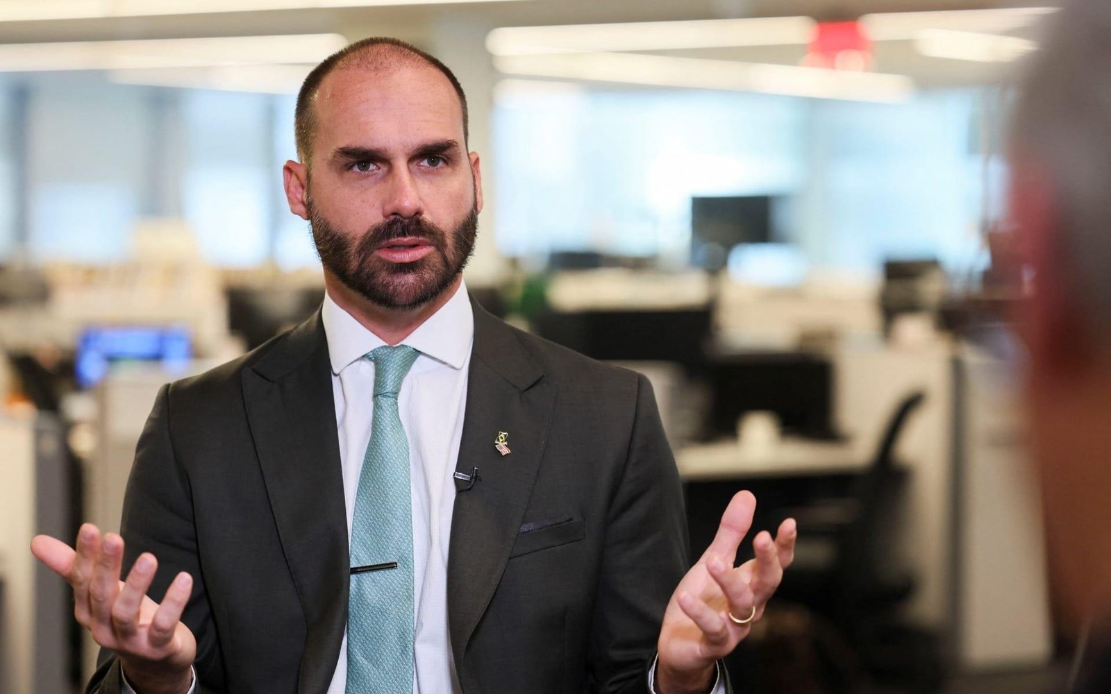 STF torna Eduardo Bolsonaro réu por tentativa de obstrução de Justiça