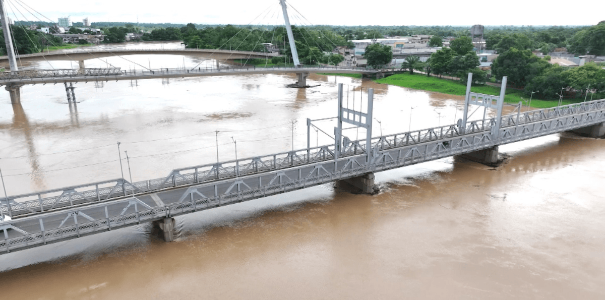 AC: cidades entram em situação de emergência após transbordamento de rios