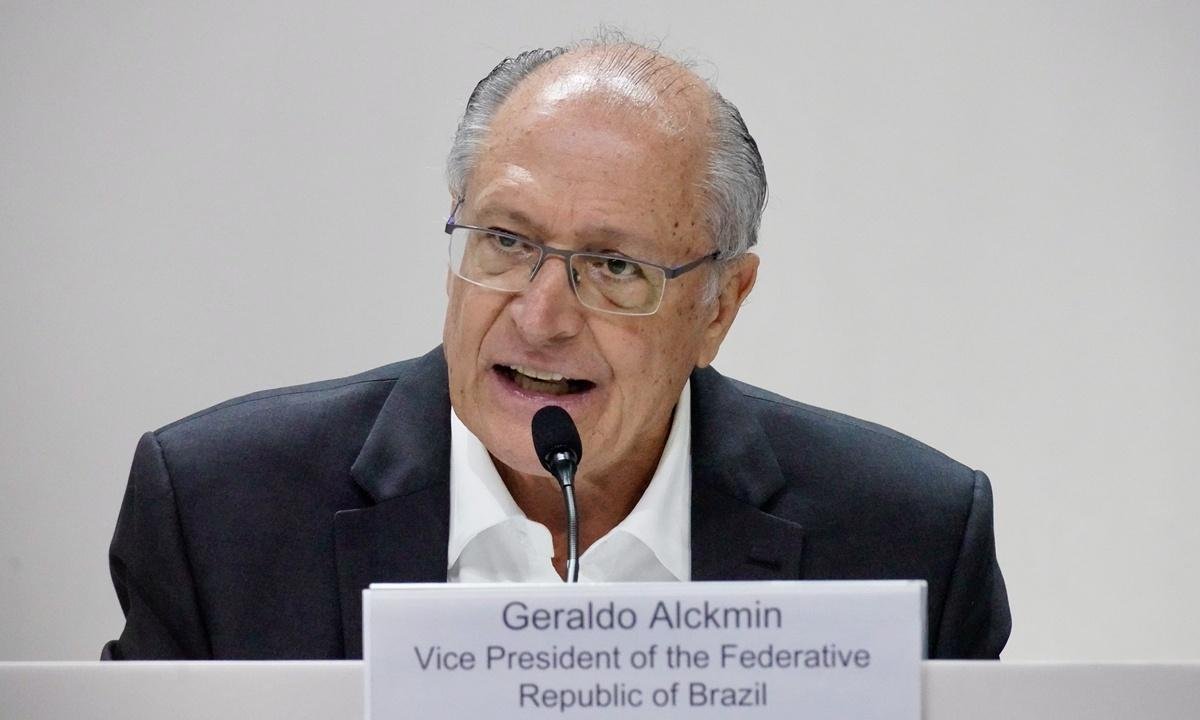 Lula pode “zerar” o tarifaço em viagem aos EUA, diz Alckmin