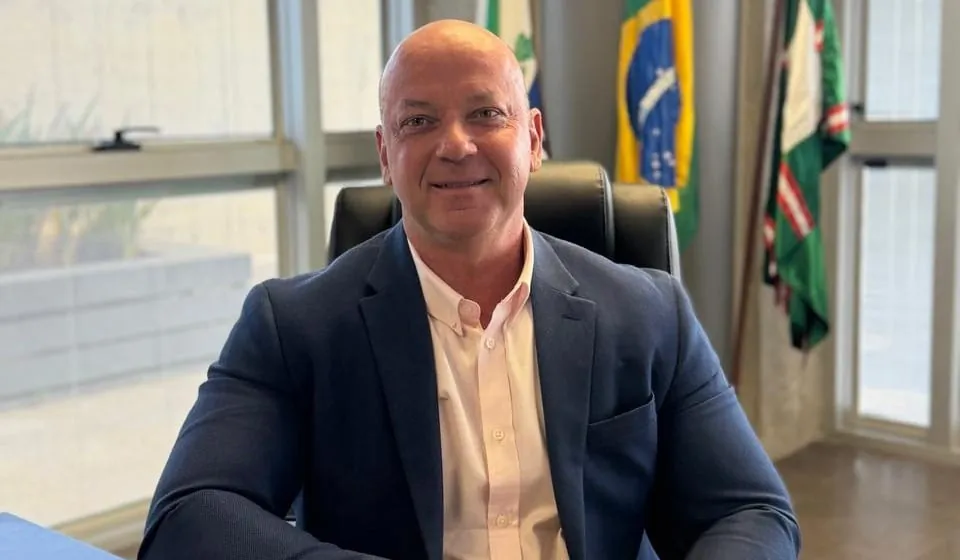 Ratinho Junior reconduz Francisco Zanicotti ao comando do MPPR