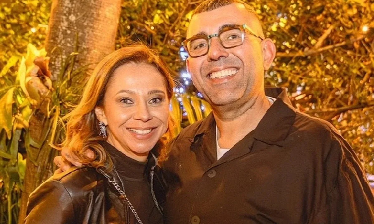 Em cerimônia intimista, Jeffim Rueda se casa com Simone Moreno