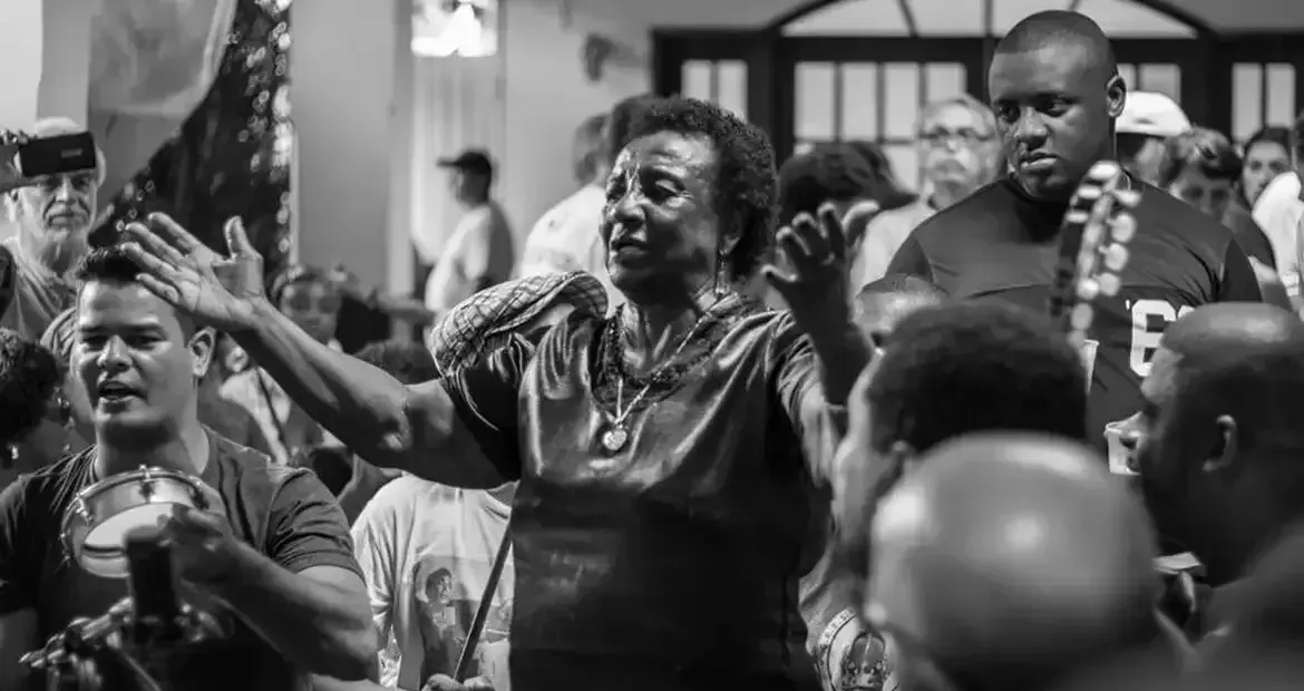 Qual a origem do samba? Lendas da música desmistificam ritmo brasileiro