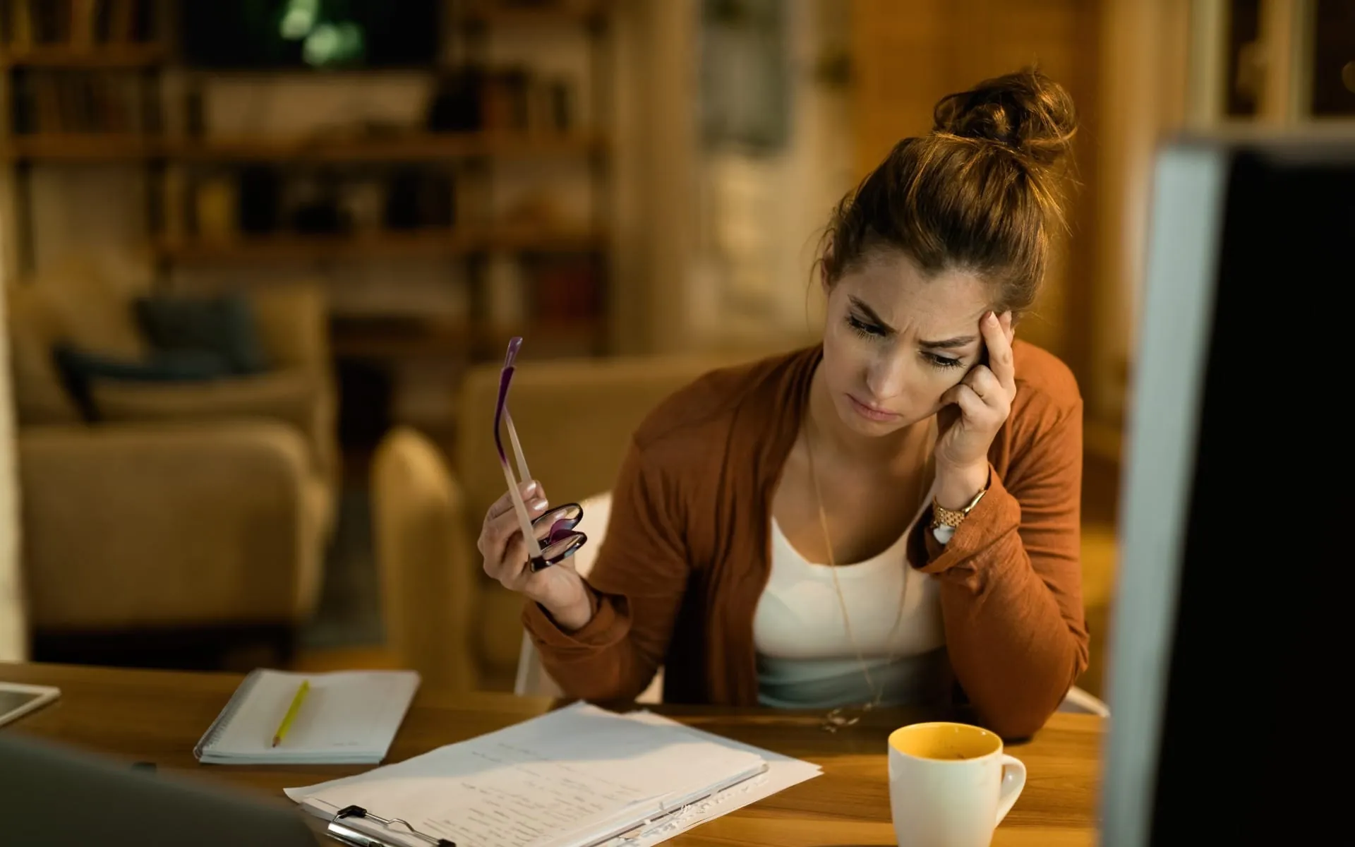 Novo emprego e demissão estão entre as decisões que mais causam estresse