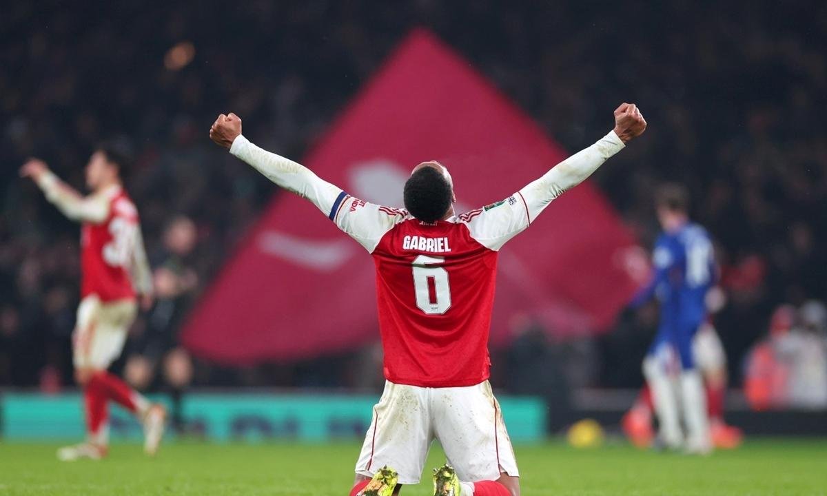 Classificação na Copa da Liga encerra jejum do Arsenal; entenda