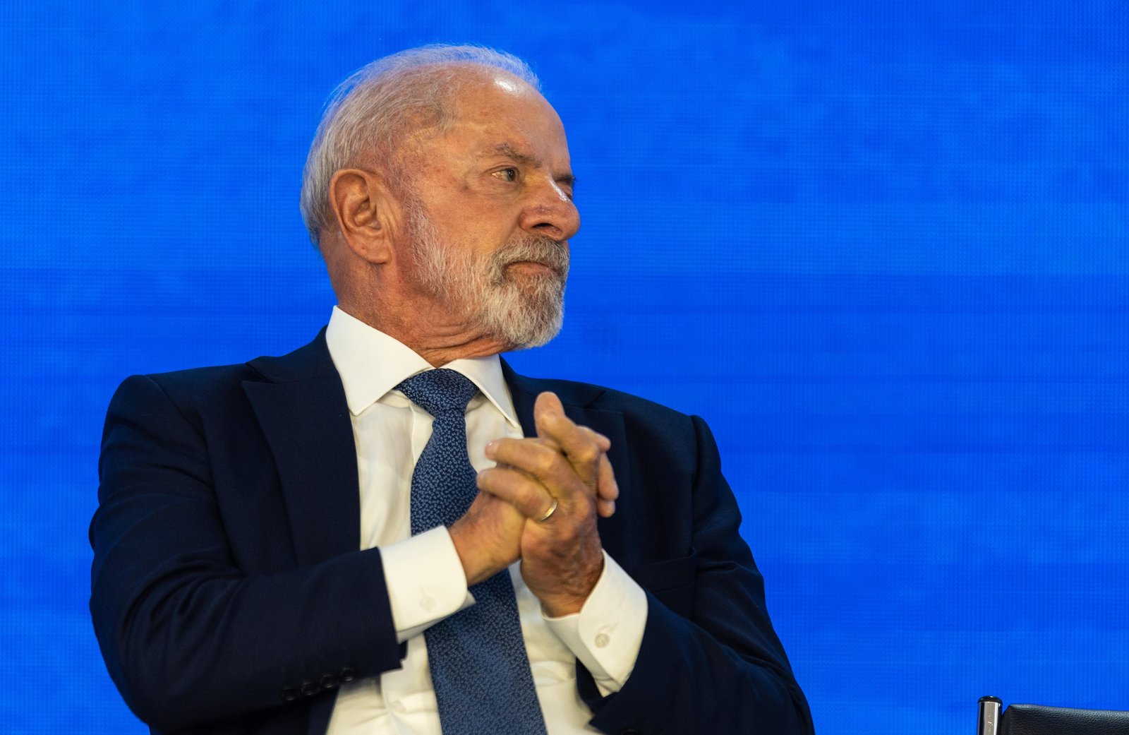 Com recorde de feminicídios no país, Lula anuncia pacto para enfrentar violência contra mulheres sem ações concretas