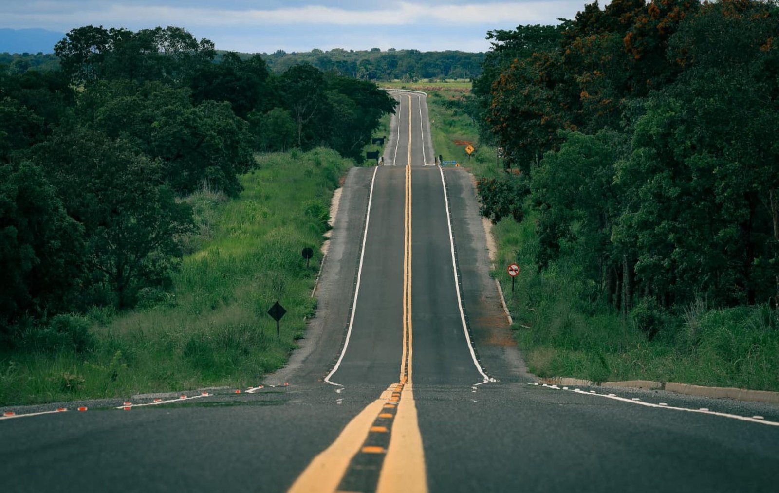 Goiás agora tem todos os municípios ligados por pavimentação asfáltica