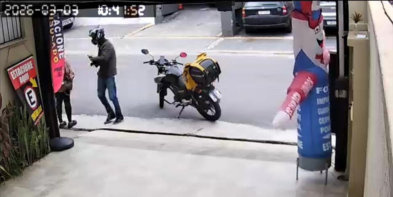 Tentativa de assalto termina com suspeito baleado perto de consulado dos EUA em SP | G1