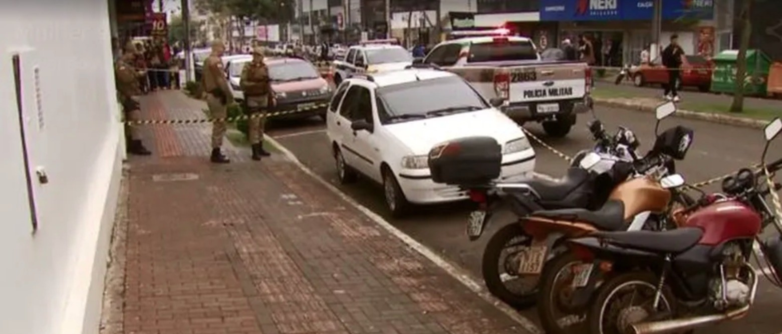 Chapecó: mulher que mandou matar rival após feitiço falhar vai a júri | G1