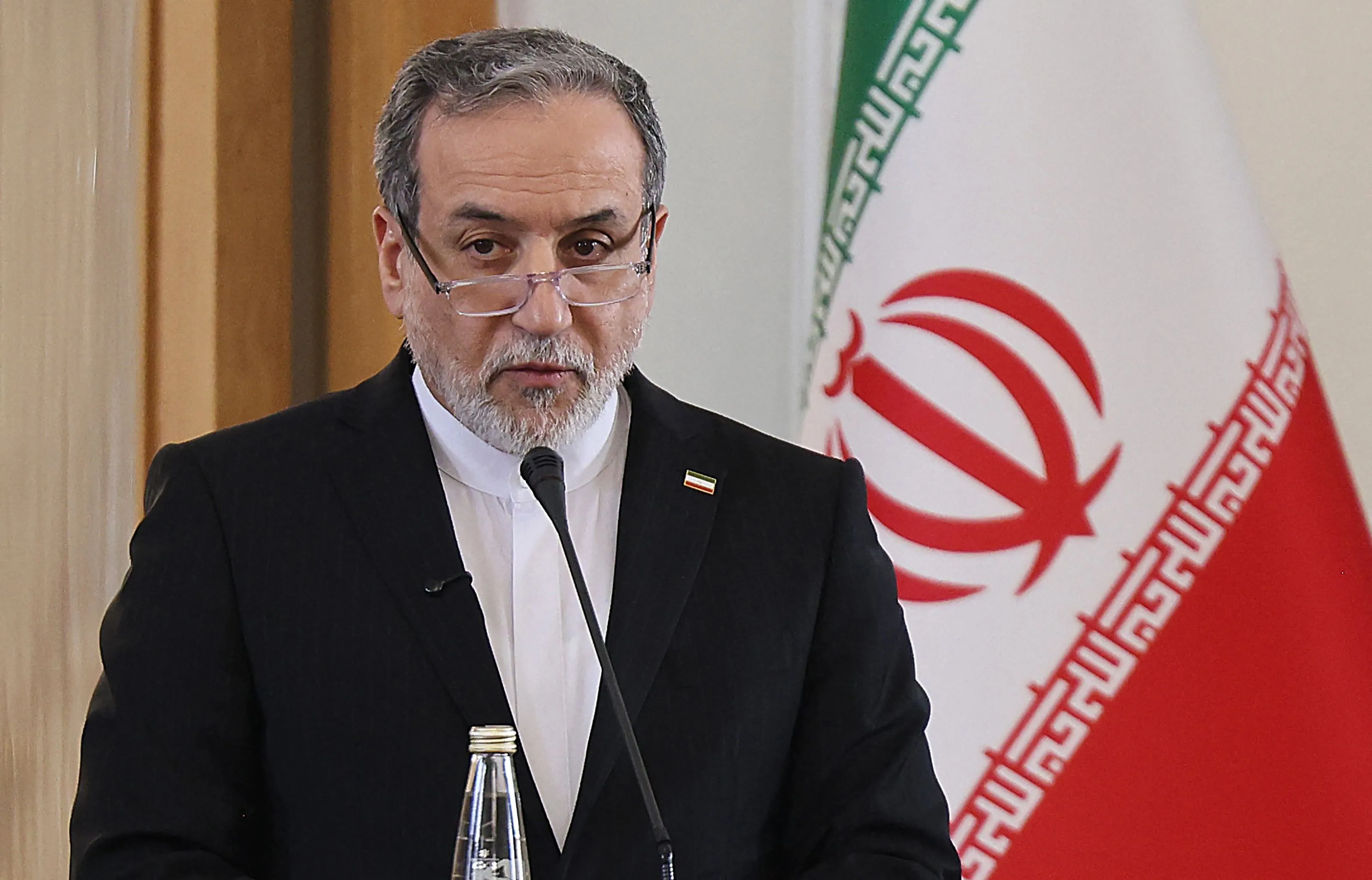 Chanceler iraniano culpa os EUA por colapso das negociações no Paquistão: 'Exigências excessivas'