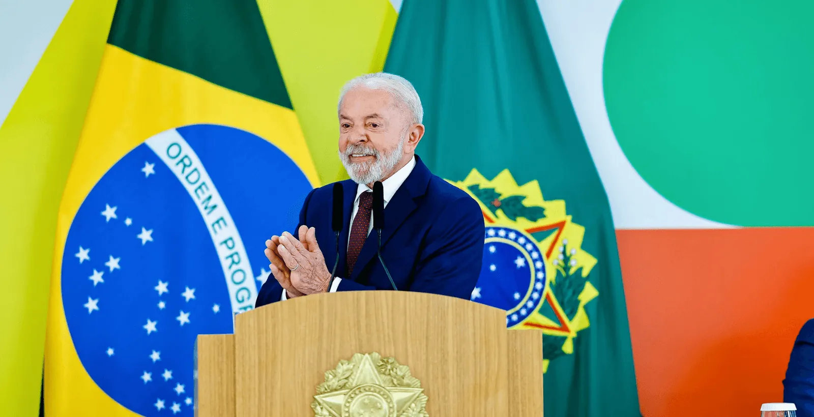 Lula barra visita de assessor de Trump até liberação de visto de Padilha