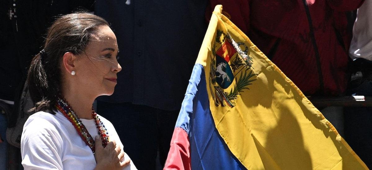 María Corina fala de tomar o poder e comemora captura de Maduro: ‘a Venezuela será livre’