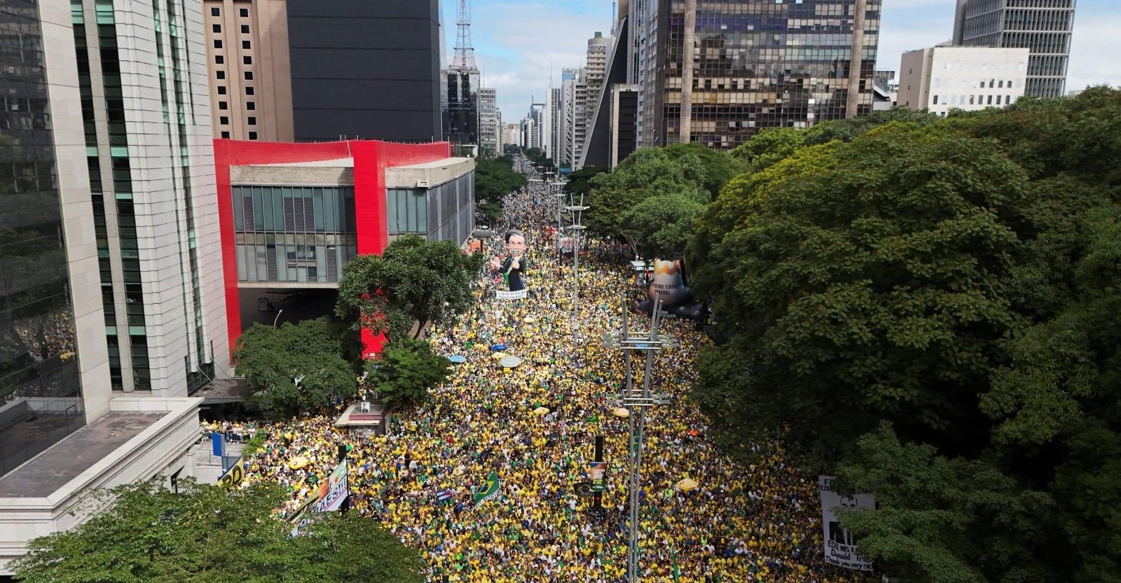 Schüler analisa ato em SP: "Discurso moderado de Flávio é bem estratégico"
