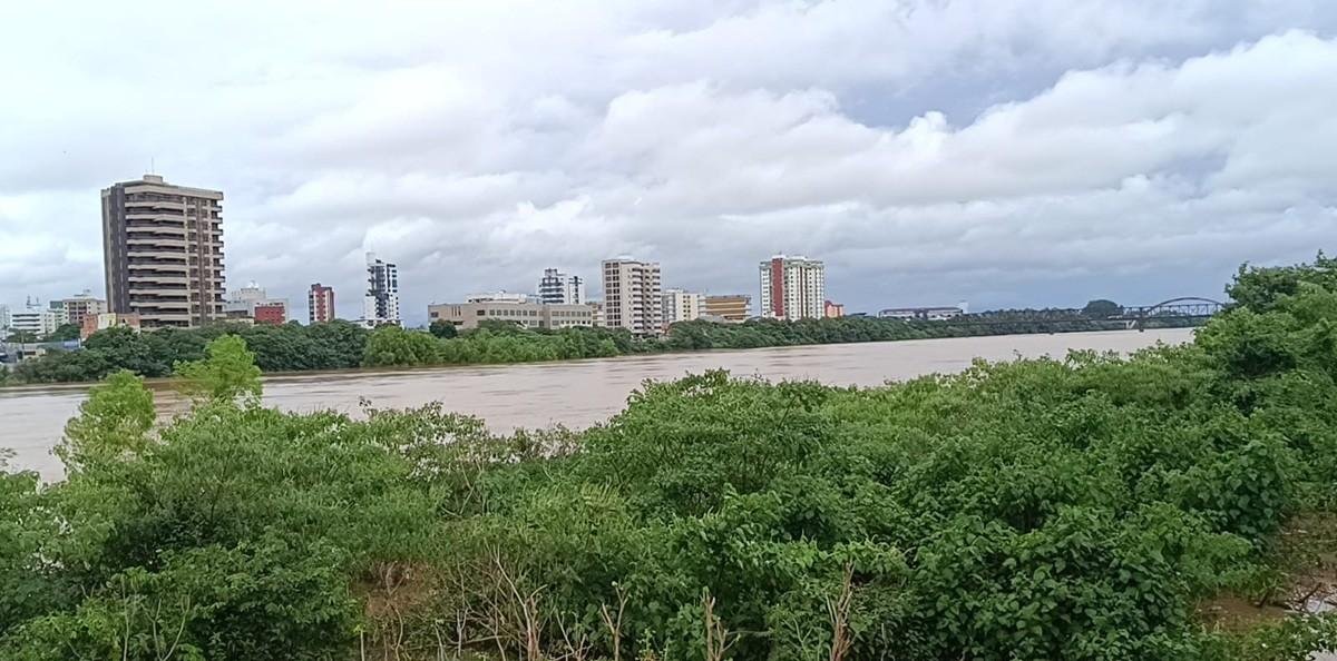 Rio Paraíba do Sul atinge 7,75 metros em Campos após chuvas intensas | G1