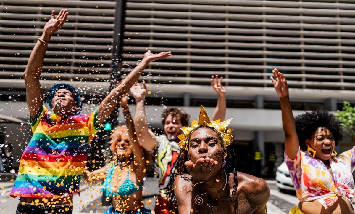 Campanha de Carnaval conscientiza sobre pagamento de direitos autorais