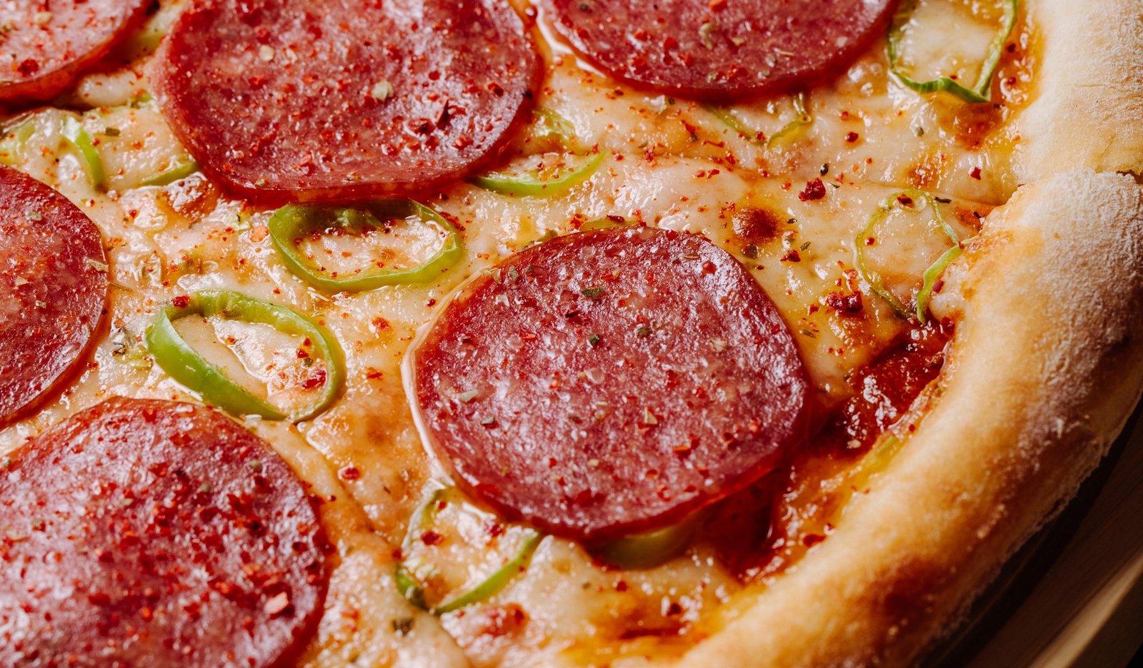 Sabor masculinidade tóxica? Debate sobre ingrediente de pizza que pode ser 'red flag' entre casais viraliza nas redes; entenda
