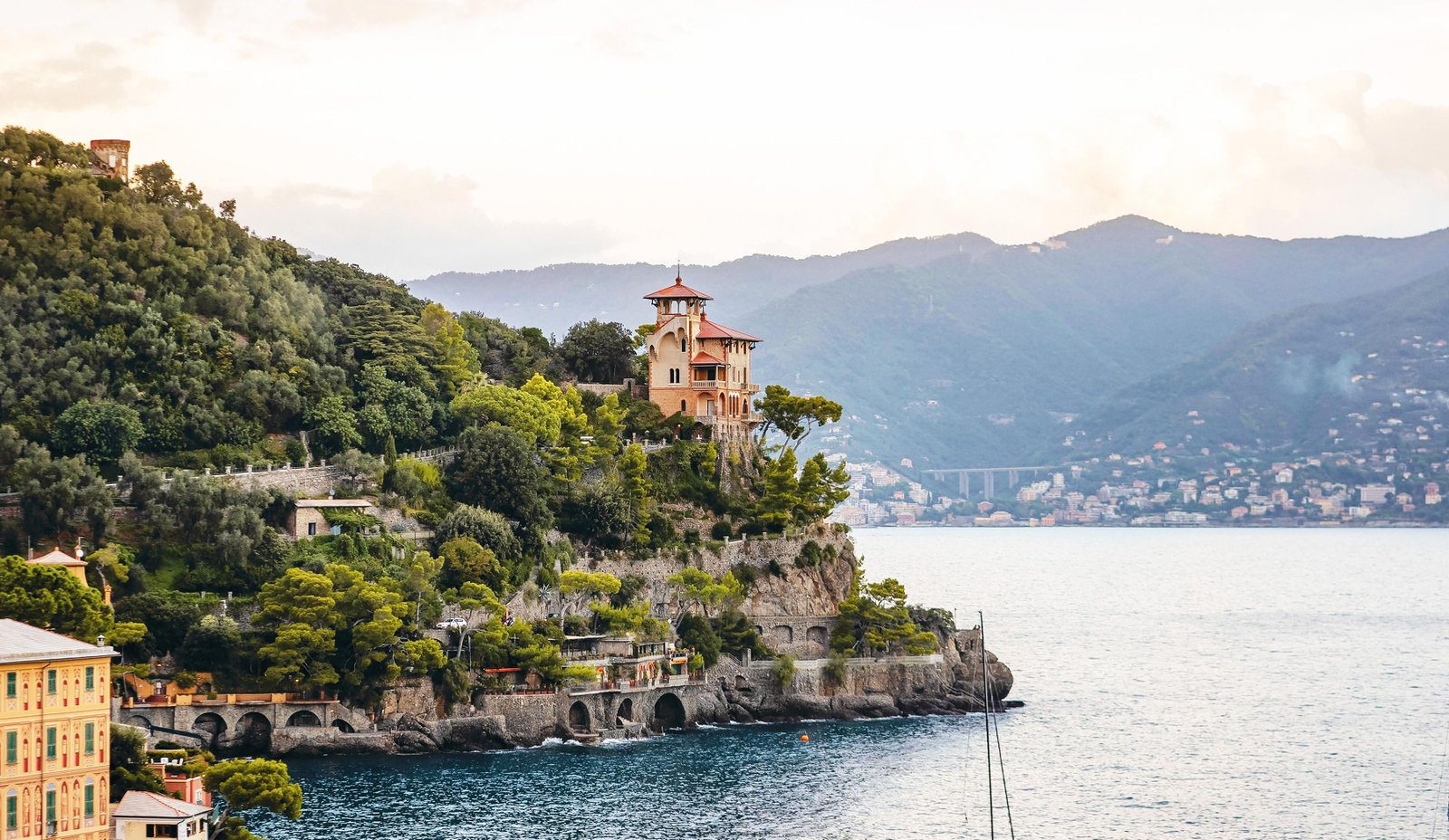 Areia emergencial e nada de filas: os desejos dos ultrarricos quando viajam