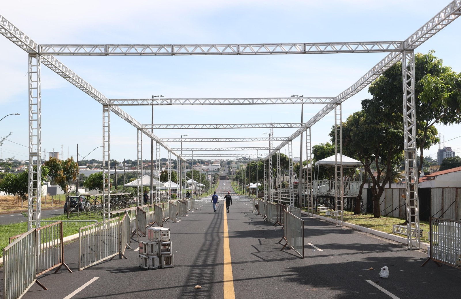 Veja as vias interditadas para estrutura do carnaval em Uberlândia | G1