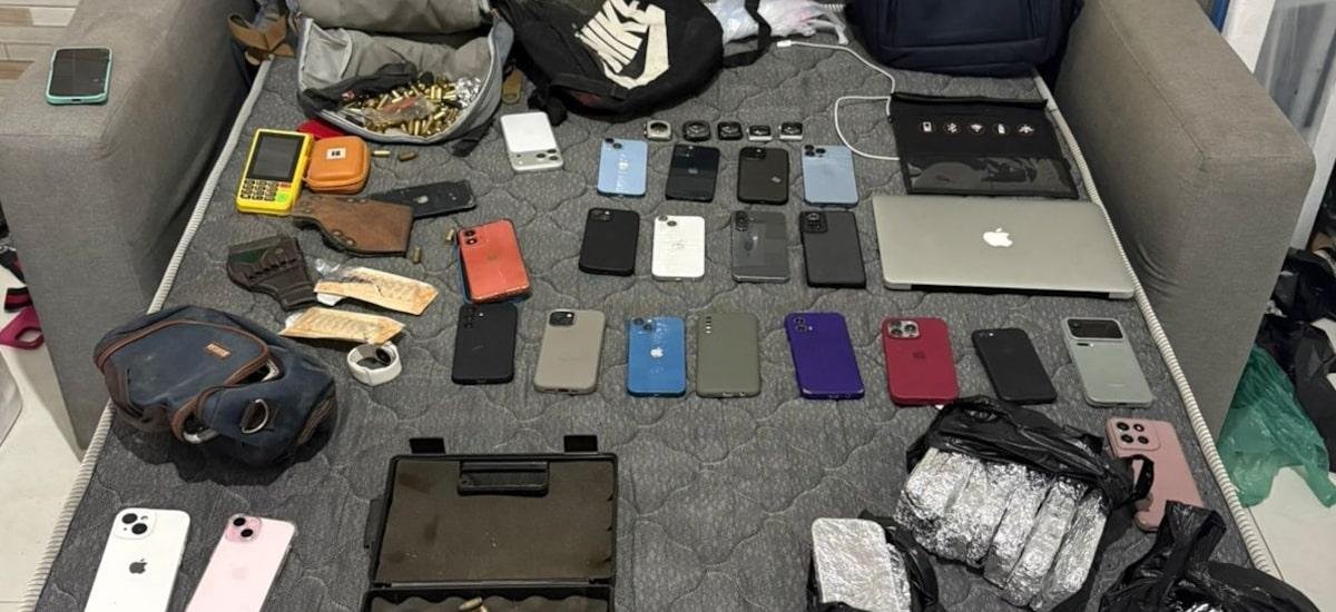 ‘Casa cofre’ é encontrada na zona sul de SP pela polícia com mais de 90 celulares roubados
