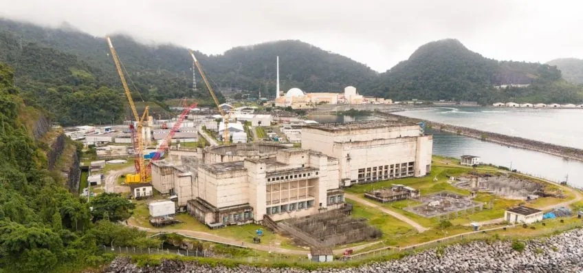 Governo dá aval a pedido de suspensão de dívidas de Angra 3