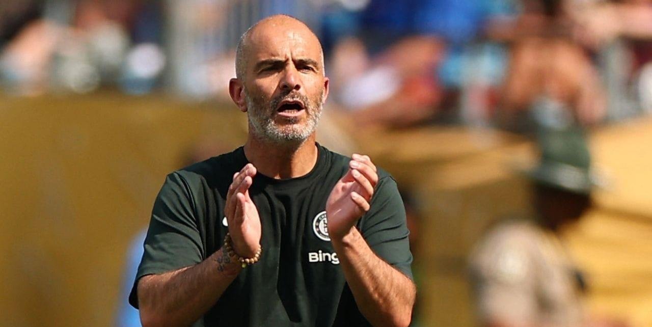 Chelsea demite Enzo Maresca após sequência negativa na Premier League
