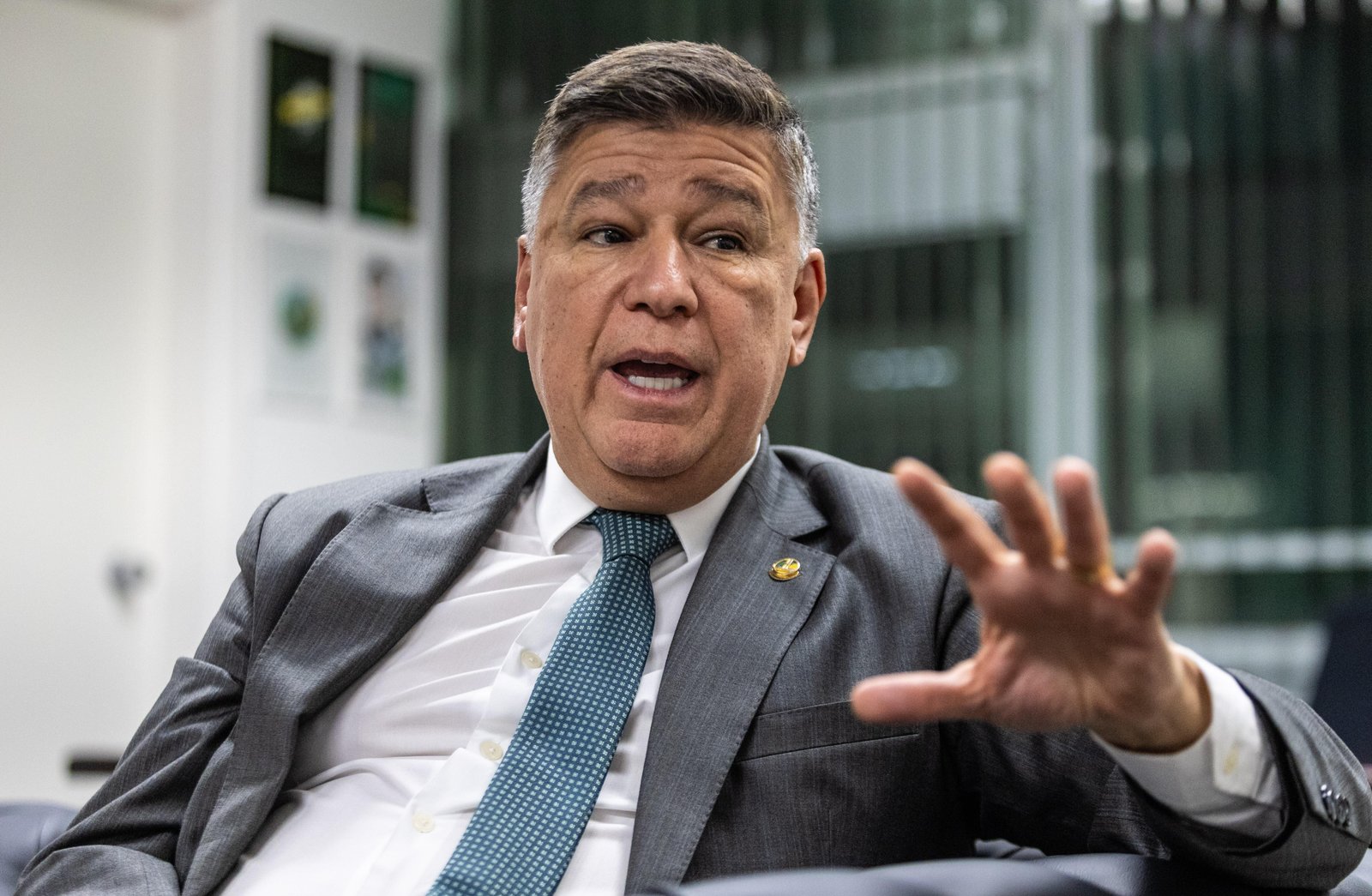 Presidente da CPI diz que PF está filtrando dados sigilosos de Vorcaro e só irá repassar informações relacionadas a consignados