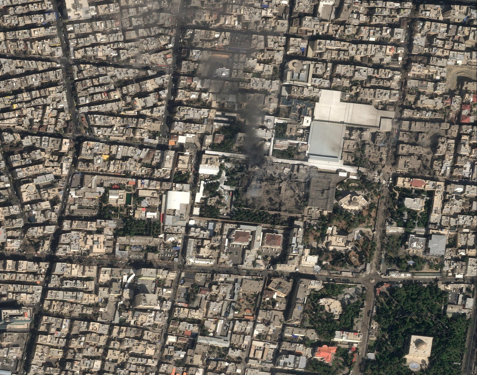 Irã anuncia novos ataques a bases dos EUA no Oriente Médio | G1