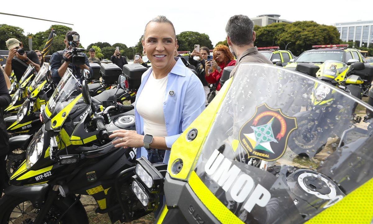 GDF entrega 167 novas viaturas para renovação da frota do Detran