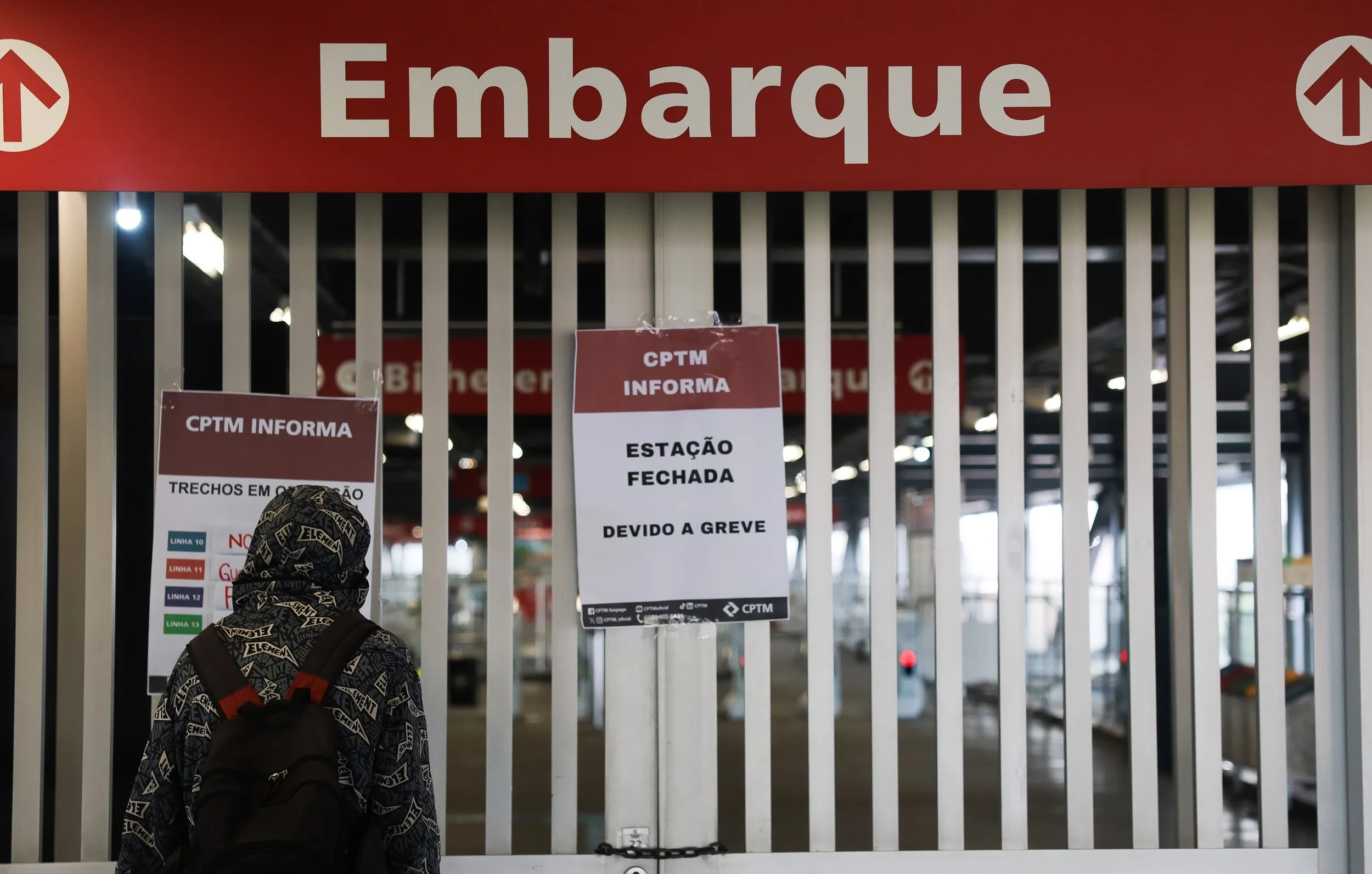 Tarcísio sugere motivação política em greve dos ferroviários de SP; sindicato rebate