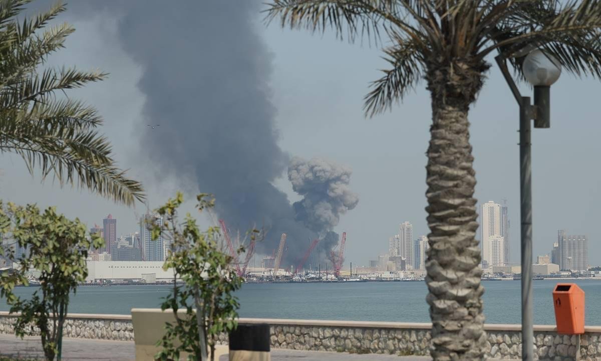 EUA e Israel atacam o Irã após semanas de tensão