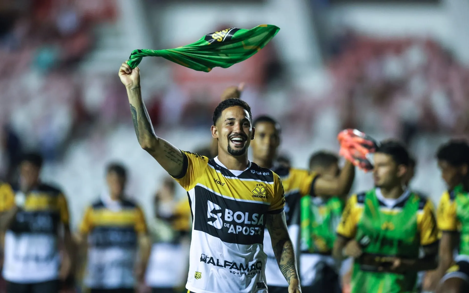 Série B: Com um a menos, Criciúma vence o Botafogo-SP com gol de Otero