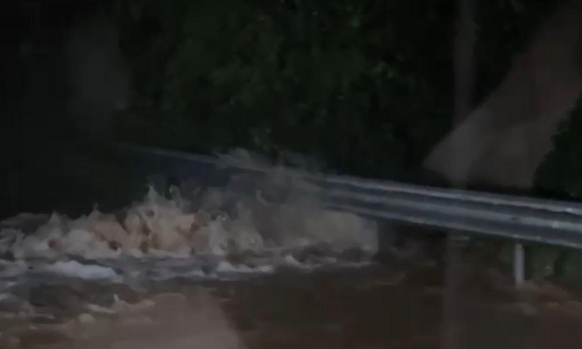 Ubatuba registra, em 24 horas, 93% da chuva esperada no mês