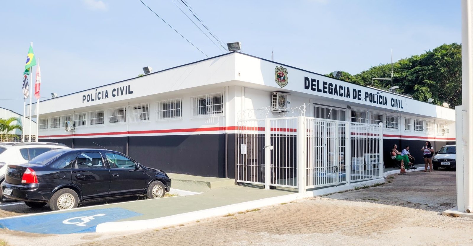 Mulher é presa suspeita de jogar álcool em ex e incentivar suicídio | G1