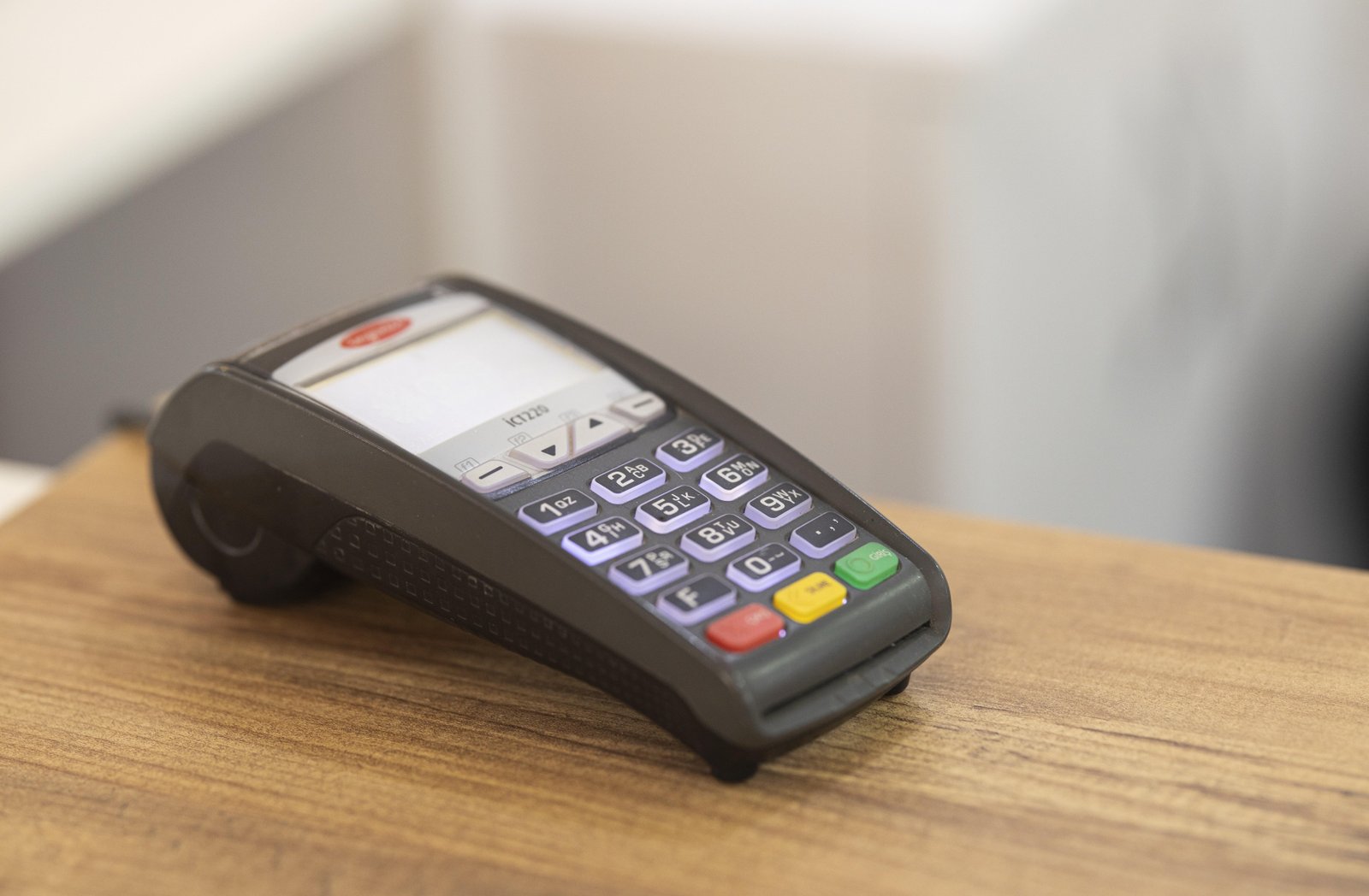 Quem arca com prejuízo dos cartões do Will Bank? BC cobra fatura de Visa e Mastercard