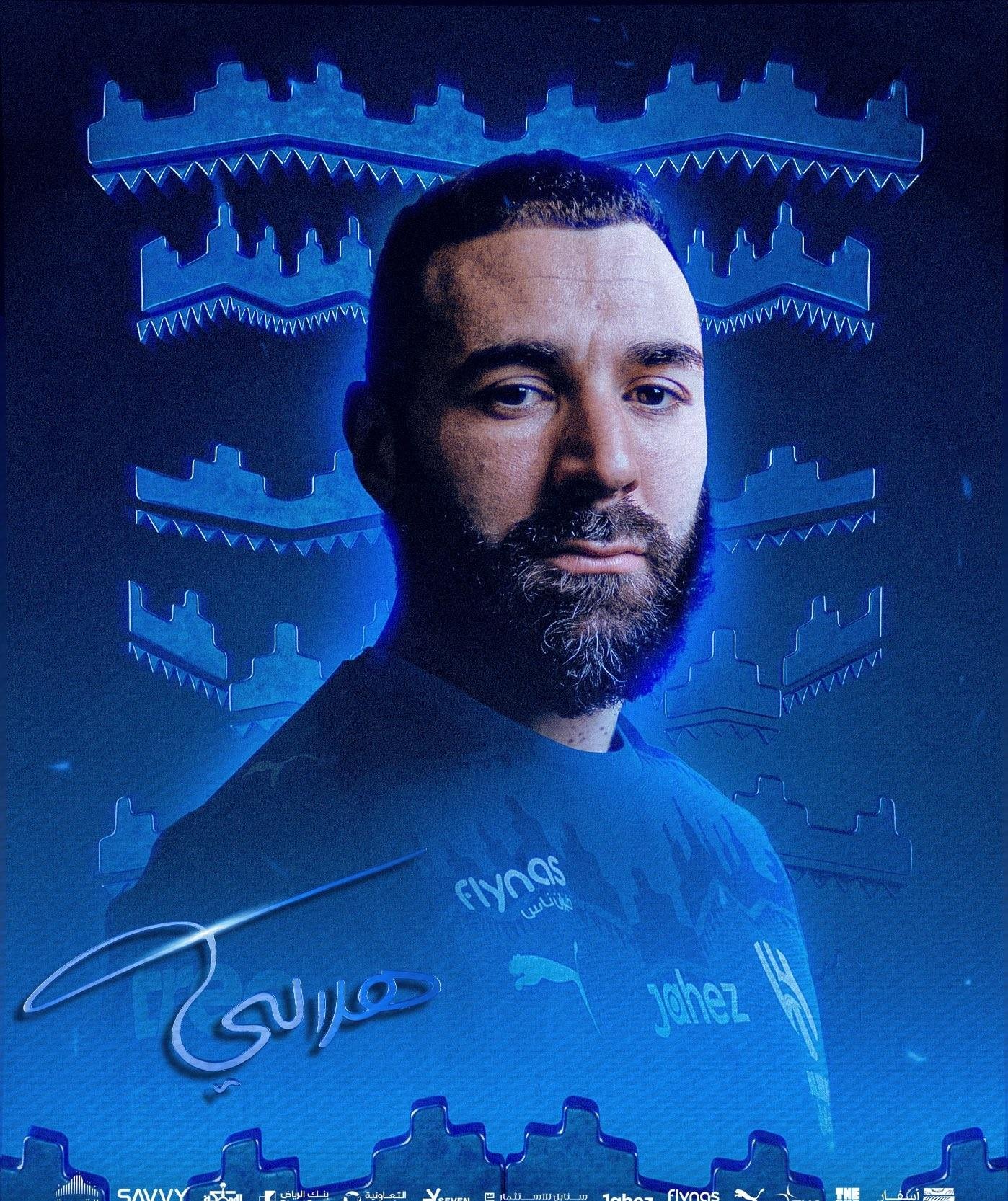 Torcedores do Al-Ittihad queimam camisas de Benzema após atacante ser anunciado pelo rival Al-Hilal