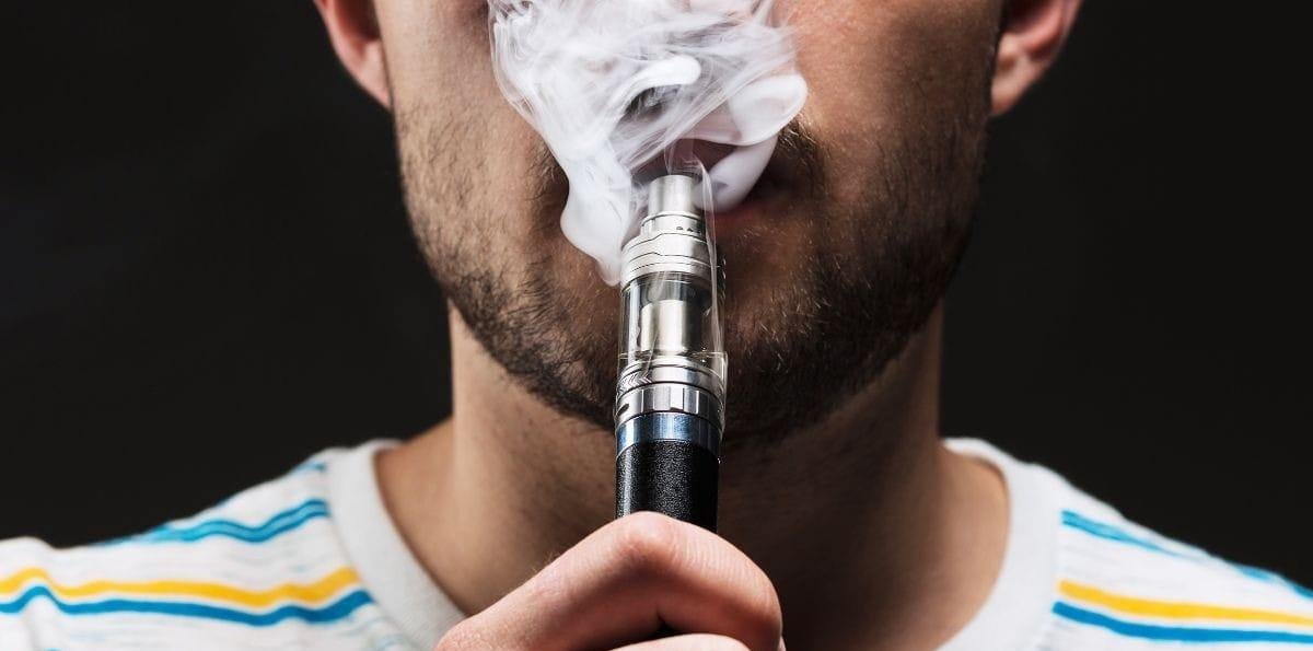 Estudo comprova que cigarro eletrônico e narguilé elevam risco de câncer