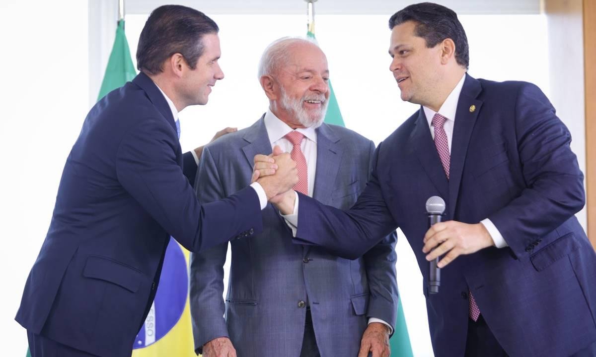 Penduricalho para servidores: Lula será aconselhado a evitar briga com o Congresso