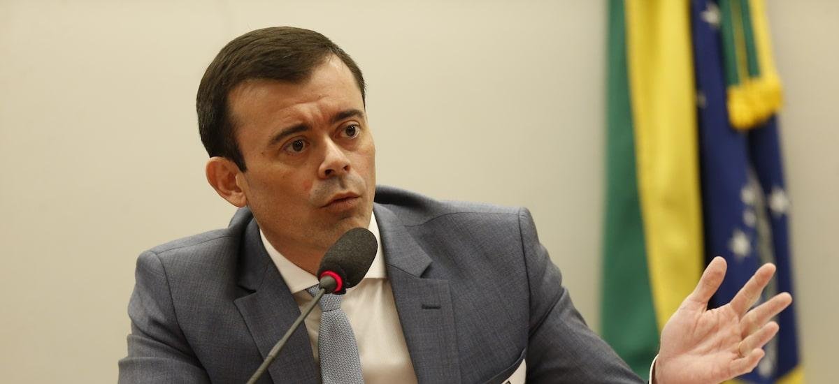 Dívida pública federal cresce 18% em 2025, maior aumento em dez anos, aponta Tesouro