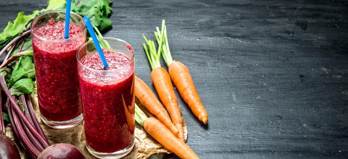 5 motivos para tomar suco de beterraba com cenoura; veja passo a passo no liquidificador