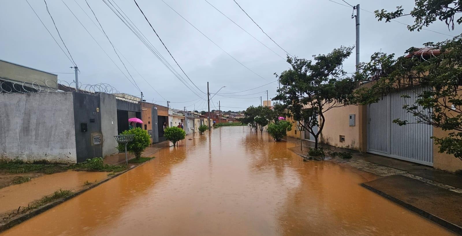Chuva provoca estragos em Bocaiuva e Montes Claros | G1