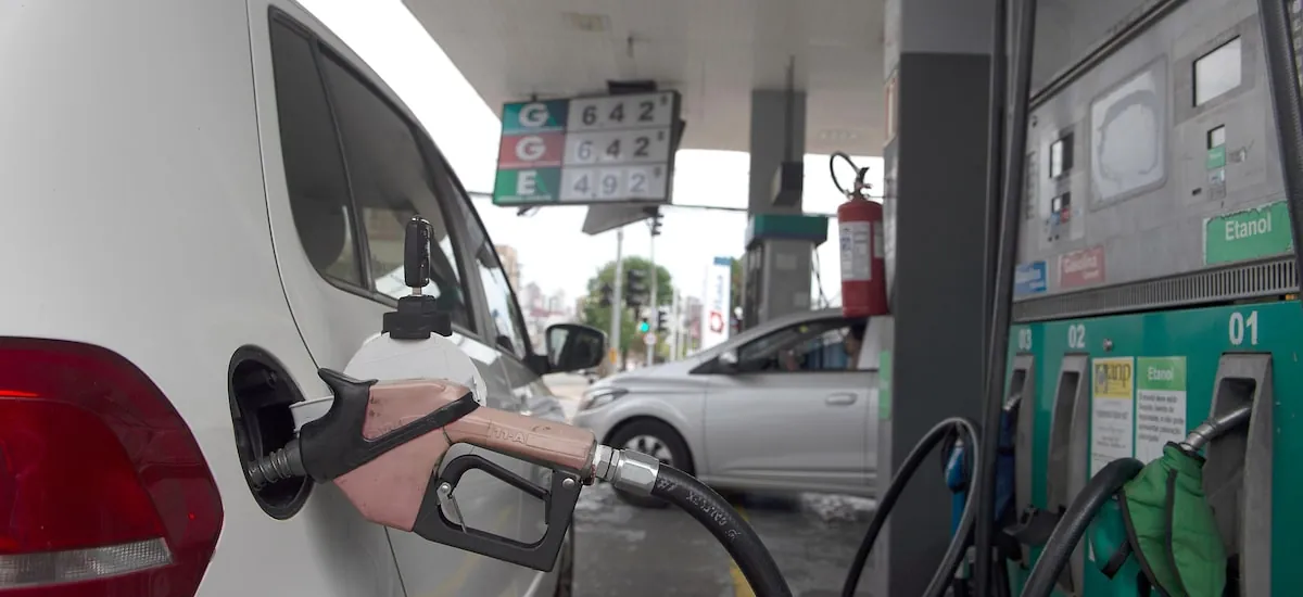 Preço do diesel sobe quase 12% na semana e litro chega a R$ 6,80, mostra ANP