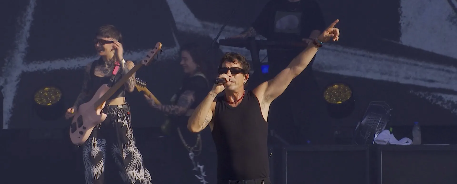 Di Ferrero brilha no Rock in Rio em show que mistura nostalgia do NX Zero e músicas da carreira solo