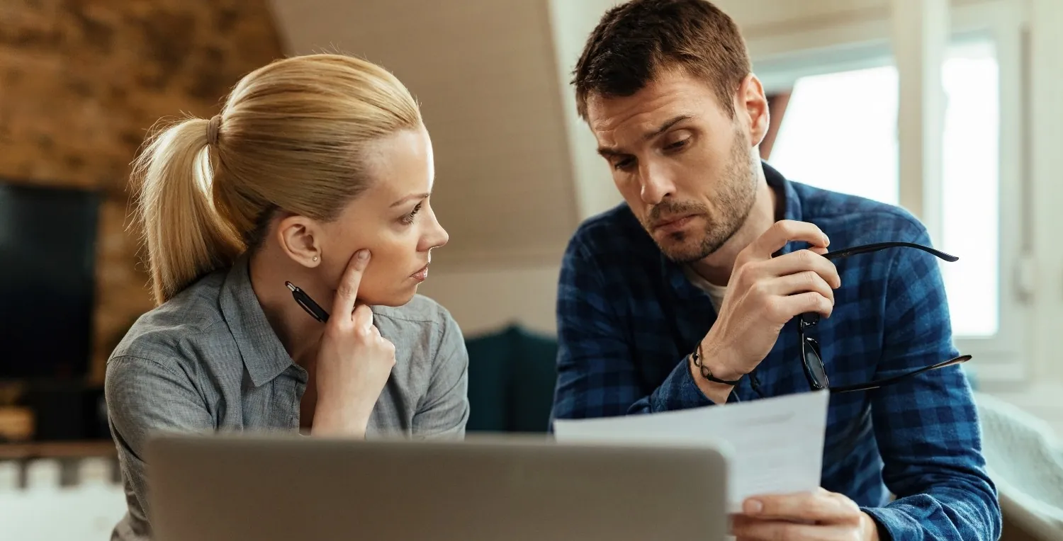 Entenda como o dinheiro está influenciando a vida amorosa dos solteiros