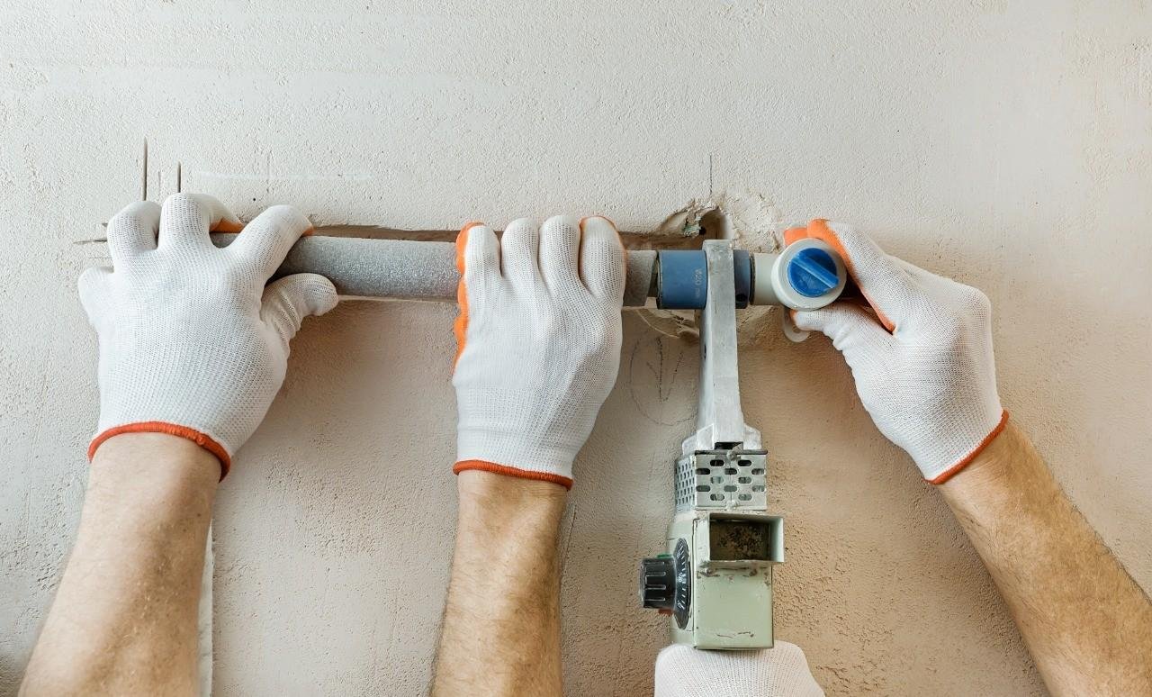 Empresa oferece curso gratuito de instalação hidráulica em Salvador | G1