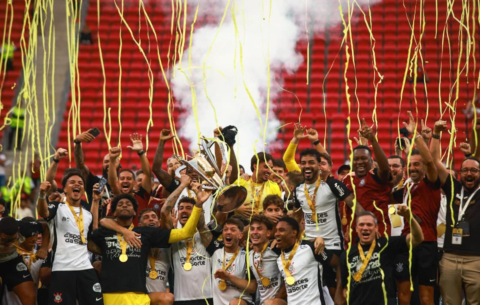 Cinco momentos marcantes da Supercopa do Brasil