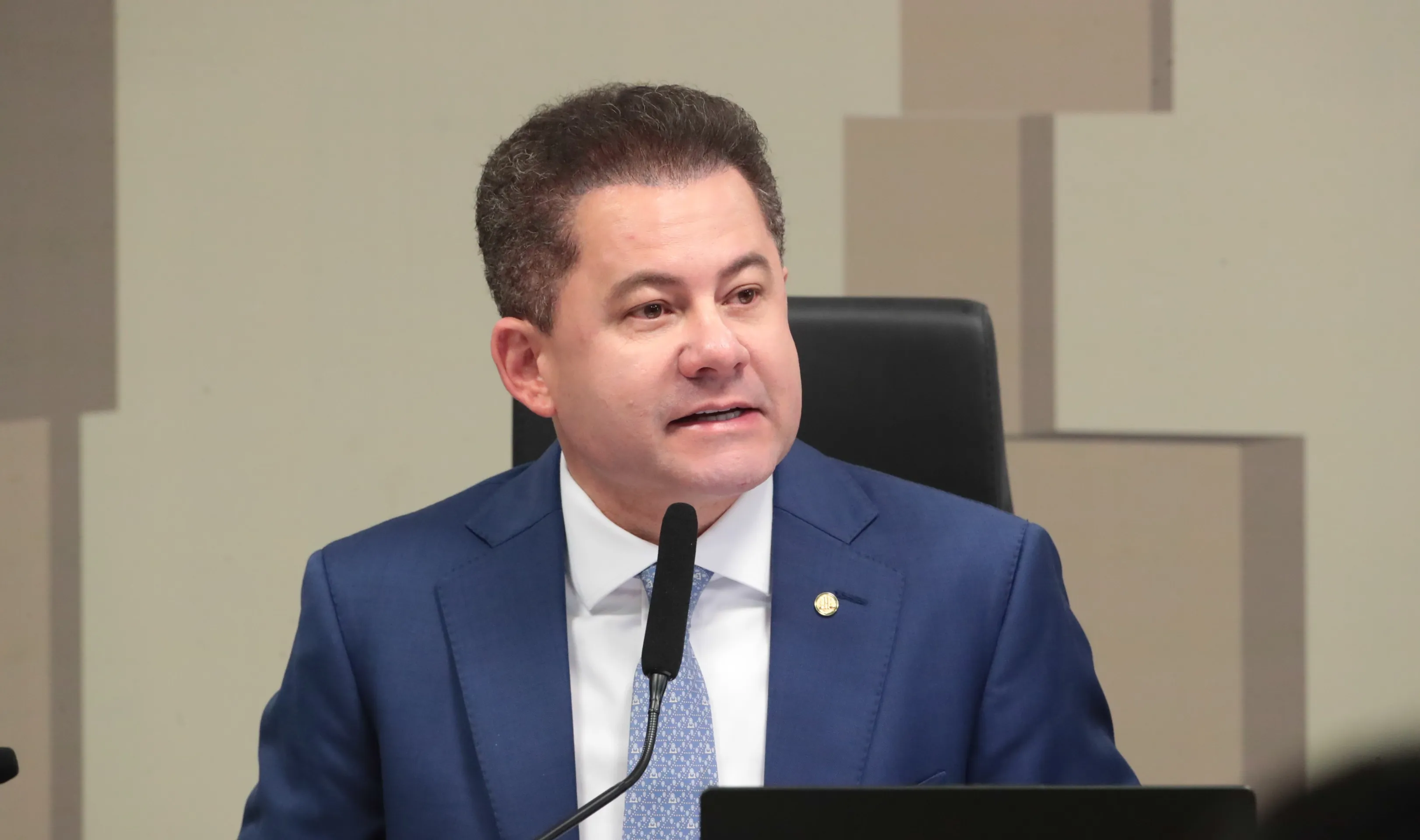Três dias antes de ser alvo de operação da PF, Cezinha divulgou vídeo no qual disse que teve celular furtado
