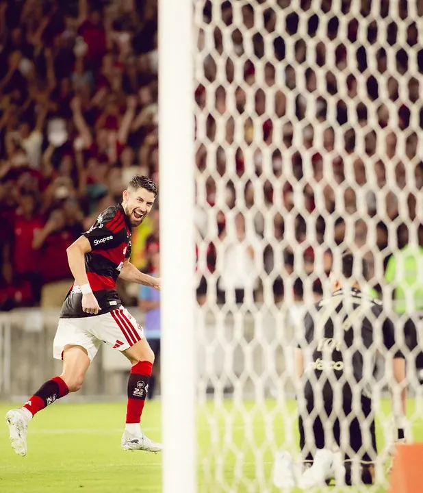 Flamengo x Santos: vitória mostra poder de reação do rubro-negro no Maracanã e na semana após derrota em Bragança; análise